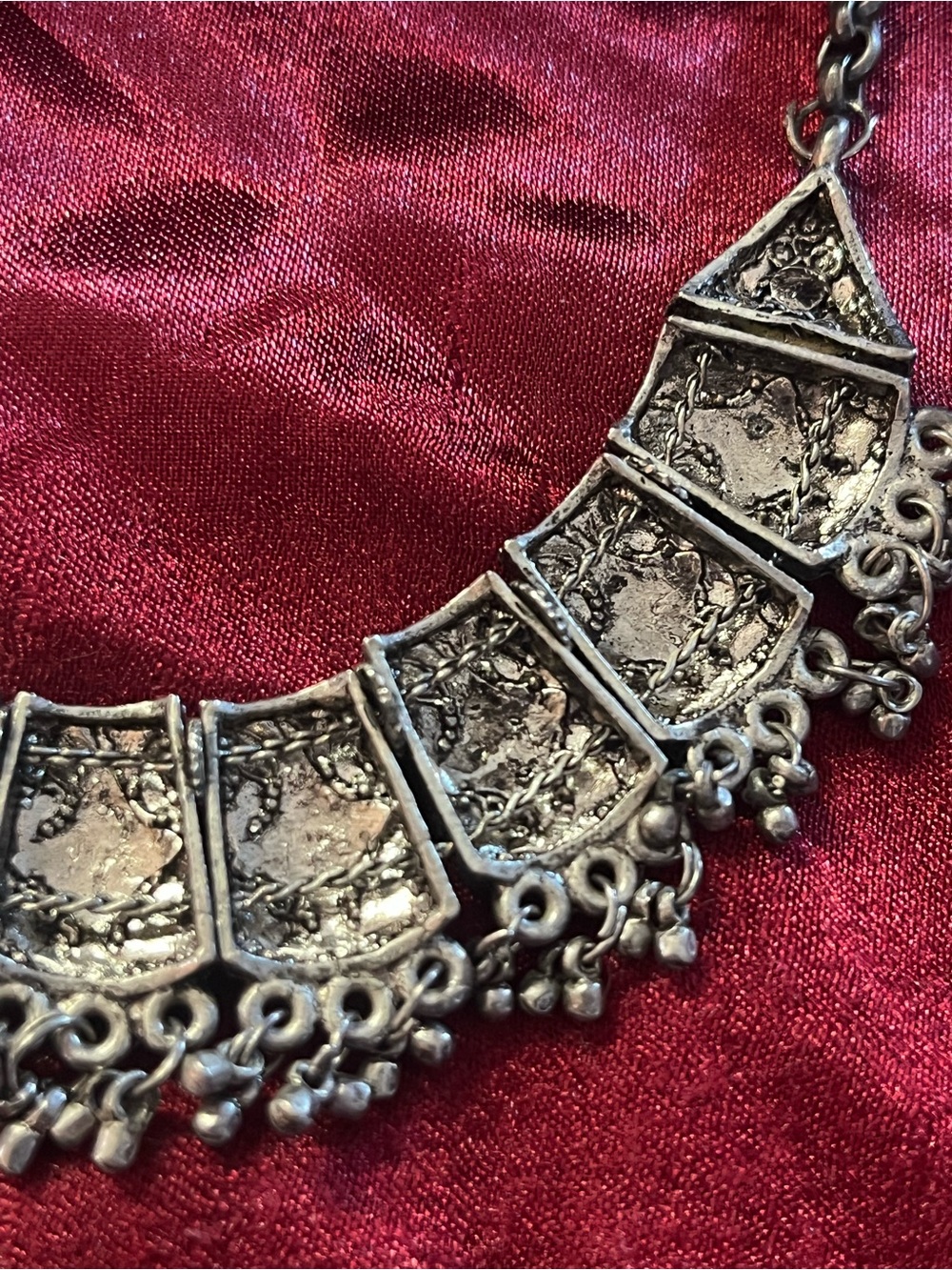 Oxidized Silver Necklace Set Intricate Geometric Patterns & Rhinestones - Picture 8 of 15